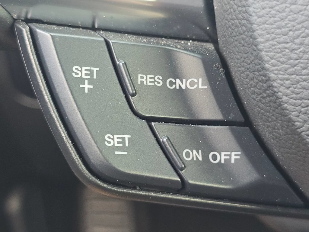 Used 2018 Ford Mustang Coupe RWD image 29