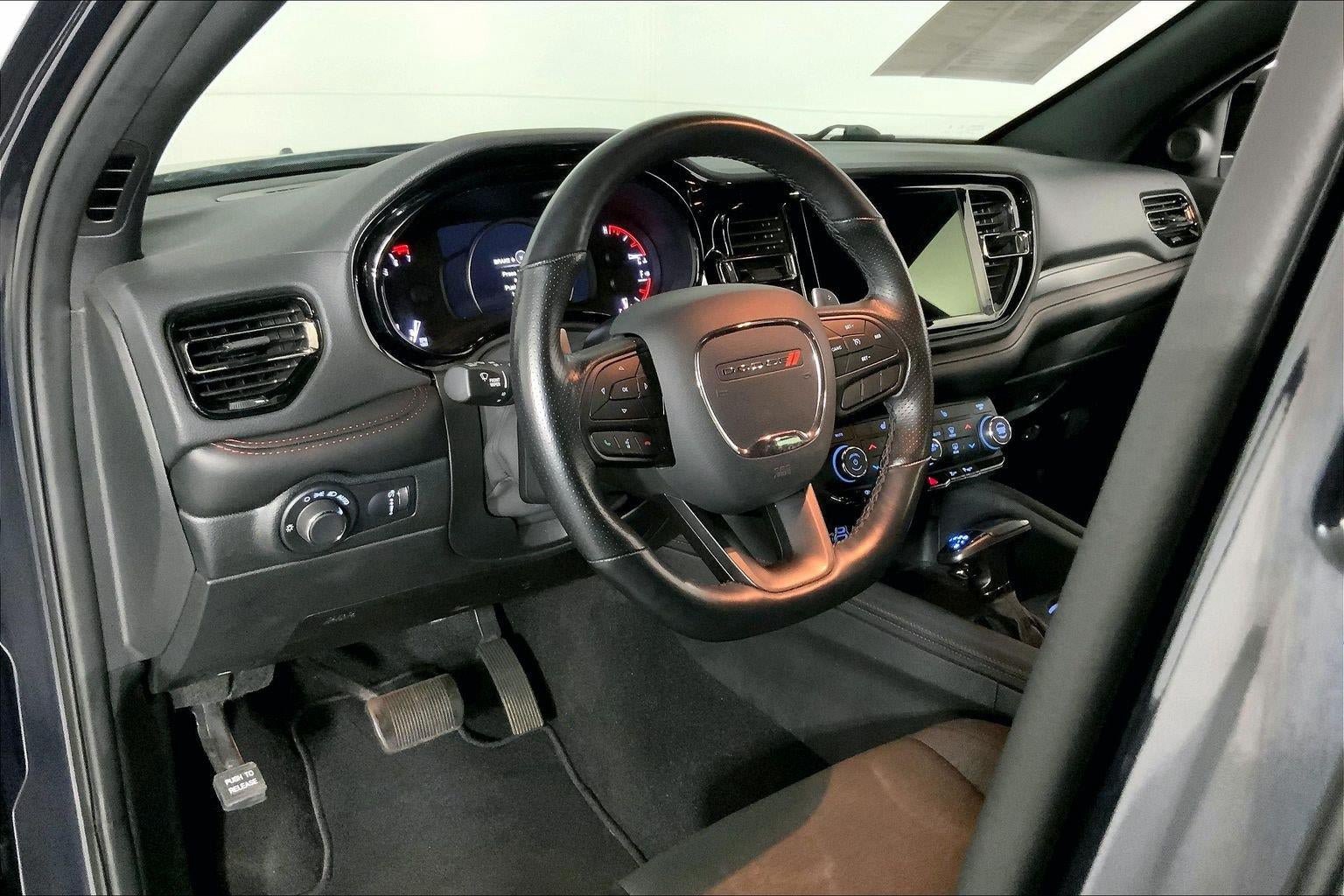 Used 2025 Dodge Durango GT AWD/4WD image 14