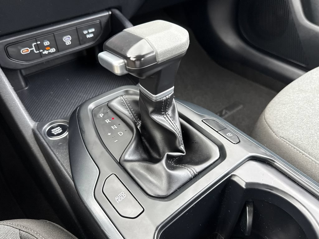 Used 2025 Kia K4 FWD image 26