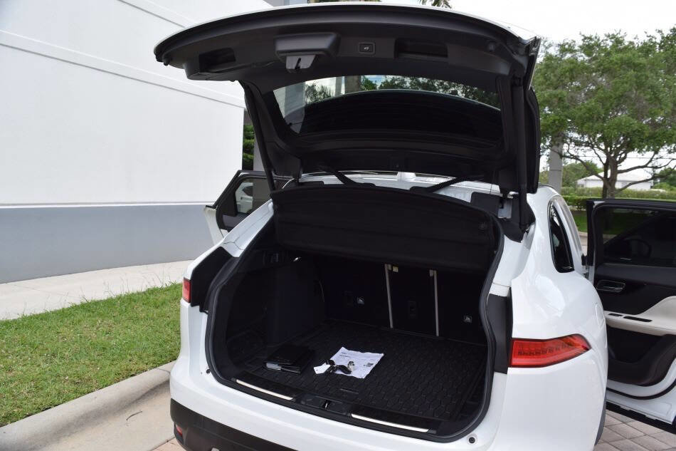 Used 2019 Jaguar F-PACE R-Sport AWD/4WD image 78