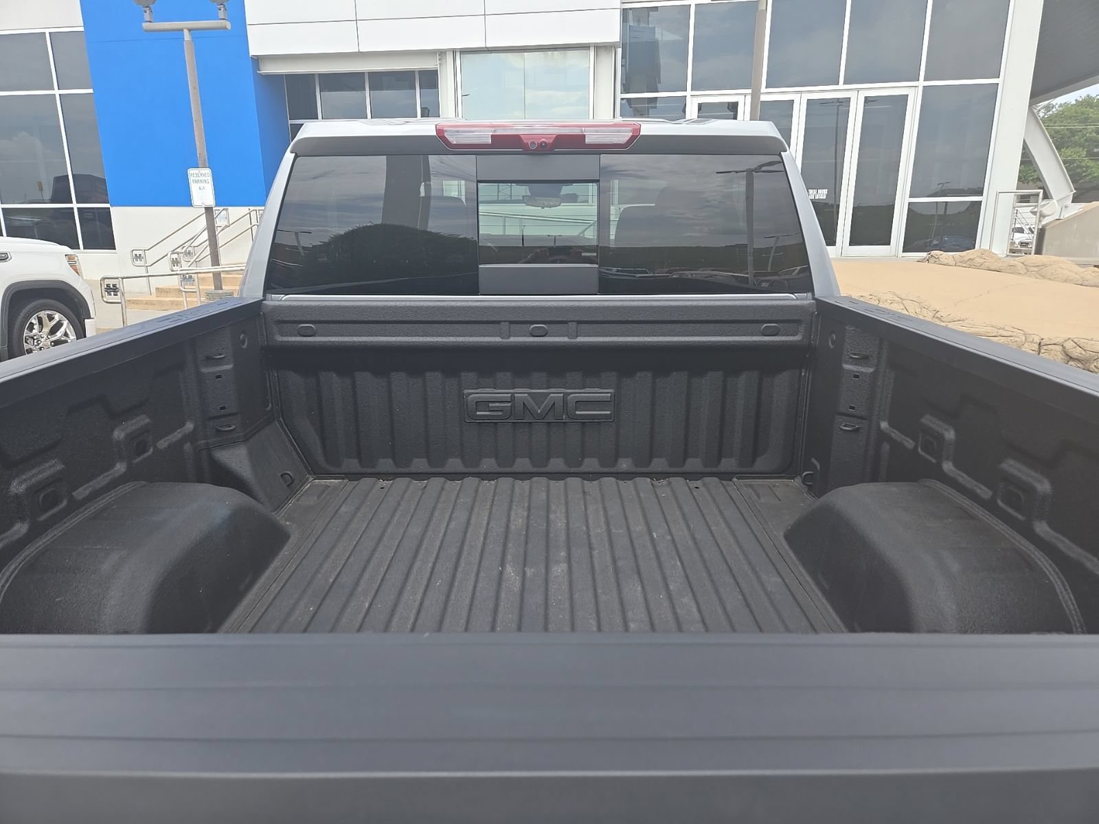 Used 2026 GMC Sierra 1500 Denali w/ Technology Package AWD/4WD image 14