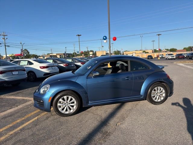 Used 2019 Volkswagen Beetle 2.0T S FWD image 10