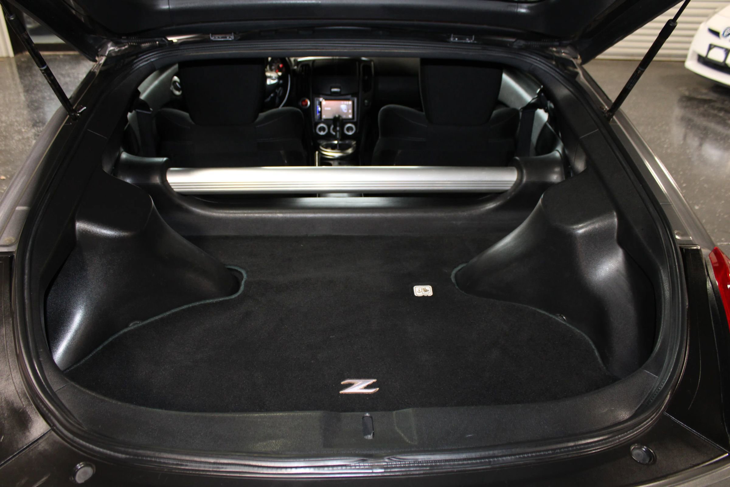 Used 2012 Nissan 370Z Coupe w/ Sport Pkg RWD image 29