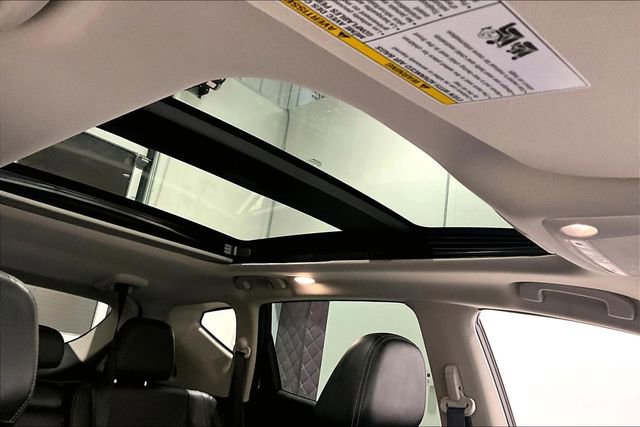 Used 2024 Nissan Murano SV image 29