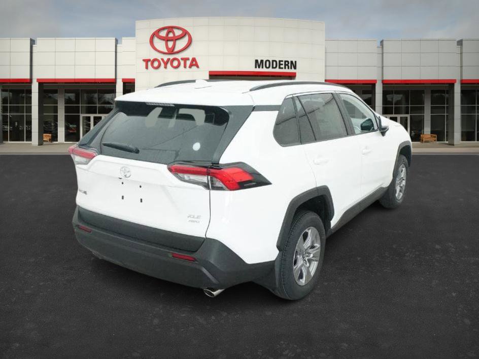 New 2025 Toyota RAV4 XLE image 19