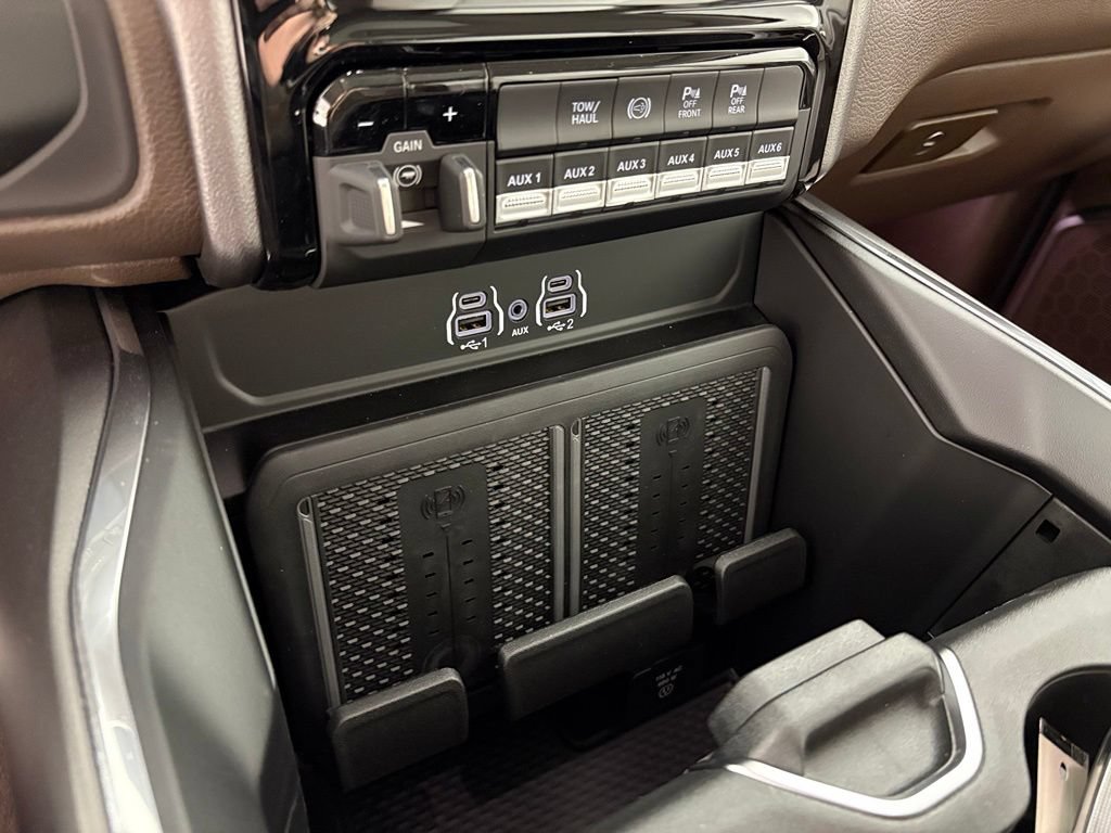 New 2026 RAM 2500 Laramie AWD/4WD image 40