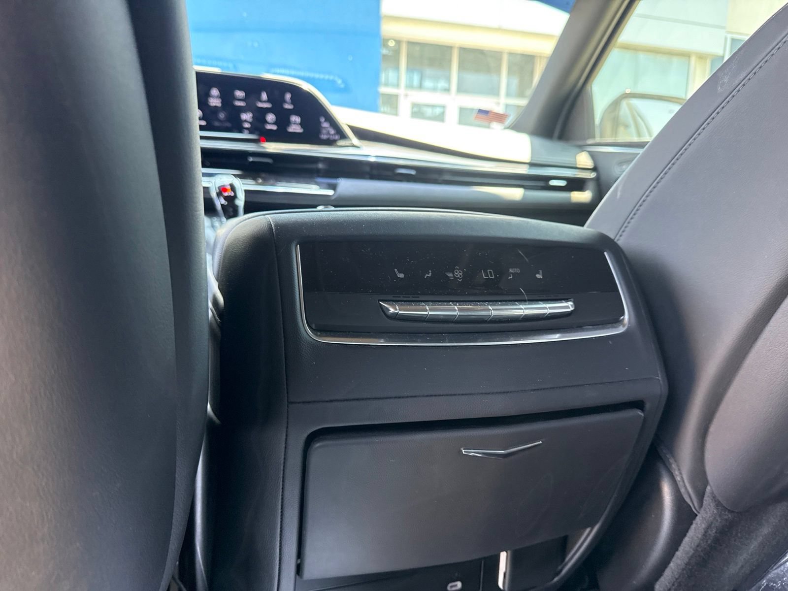 Used 2022 Cadillac Escalade Sport RWD image 14