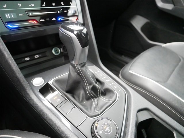 Used 2022 Volkswagen Tiguan SEL R-Line image 31