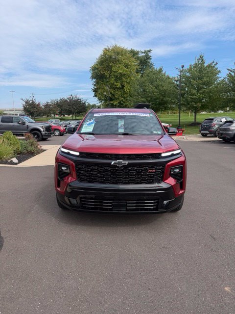 Used 2024 Chevrolet Traverse RS w/ LPO, Floor Liner Package AWD/4WD image 3