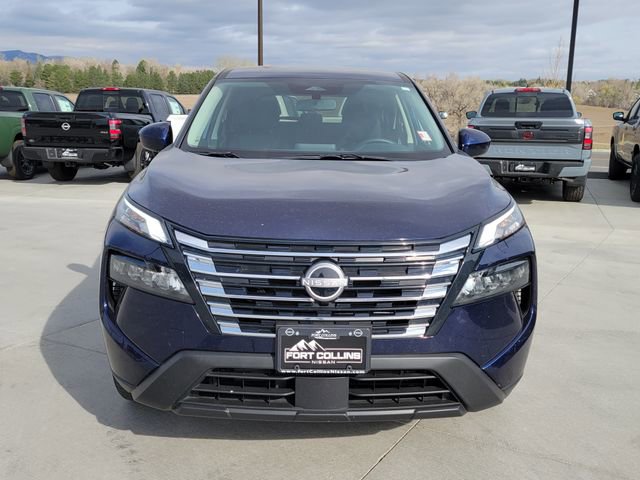 Used 2025 Nissan Rogue SV image 5