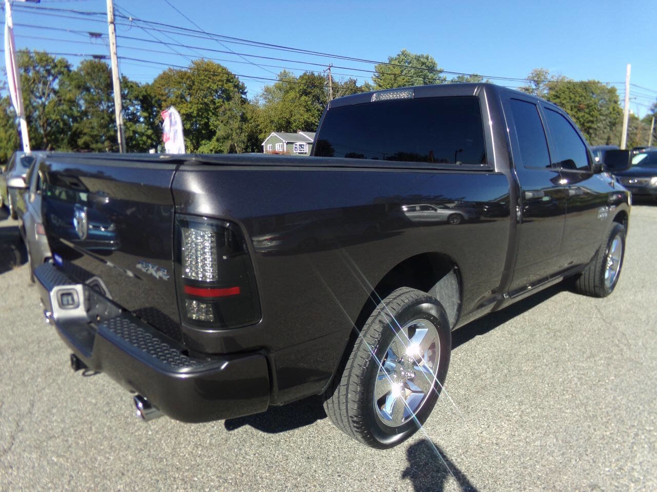 Used 2019 RAM 1500 Express w/ Express Value Package image 6