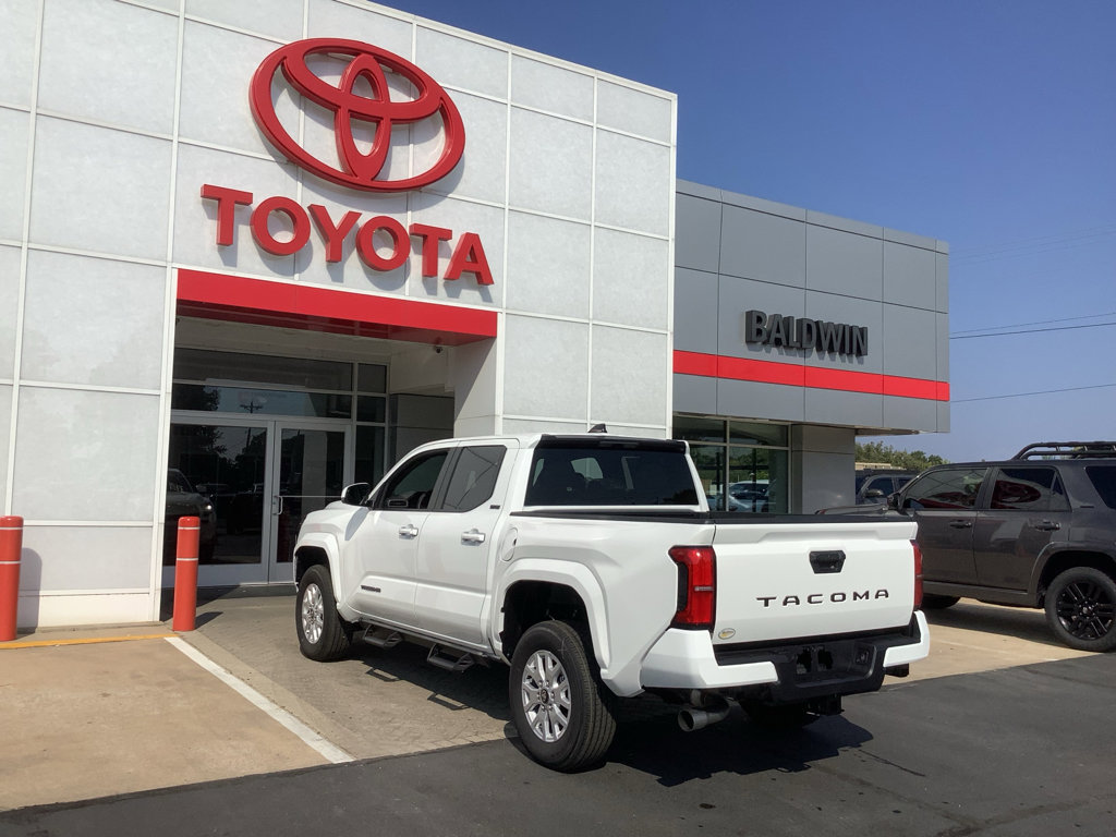 New 2025 Toyota Tacoma SR5 image 5