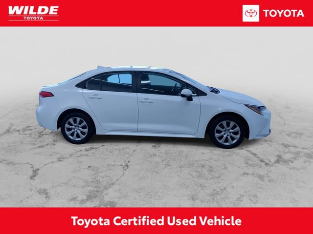 Certified 2025 Toyota Corolla LE image 2