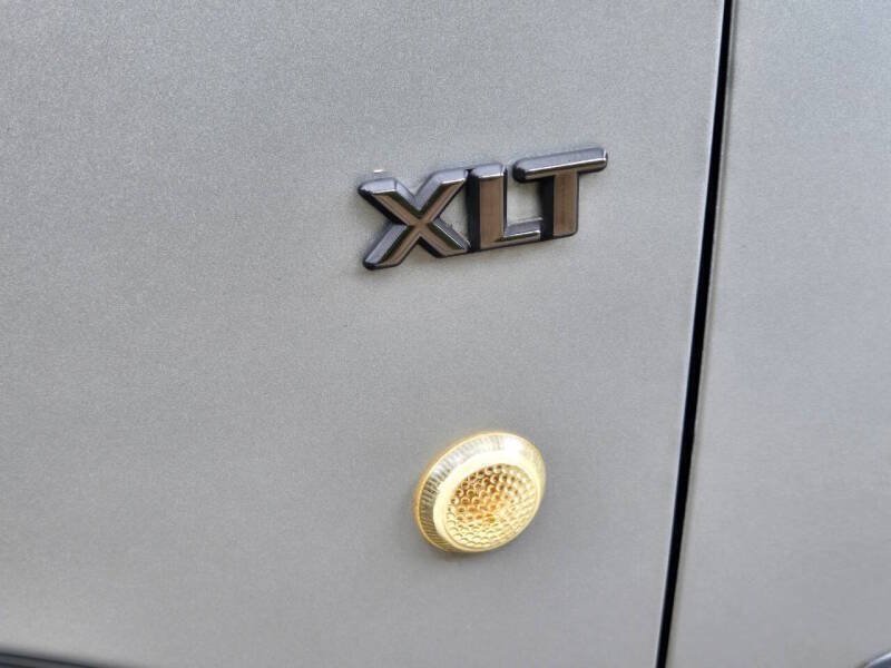 Used 2013 Ford Transit Connect XLT FWD image 22