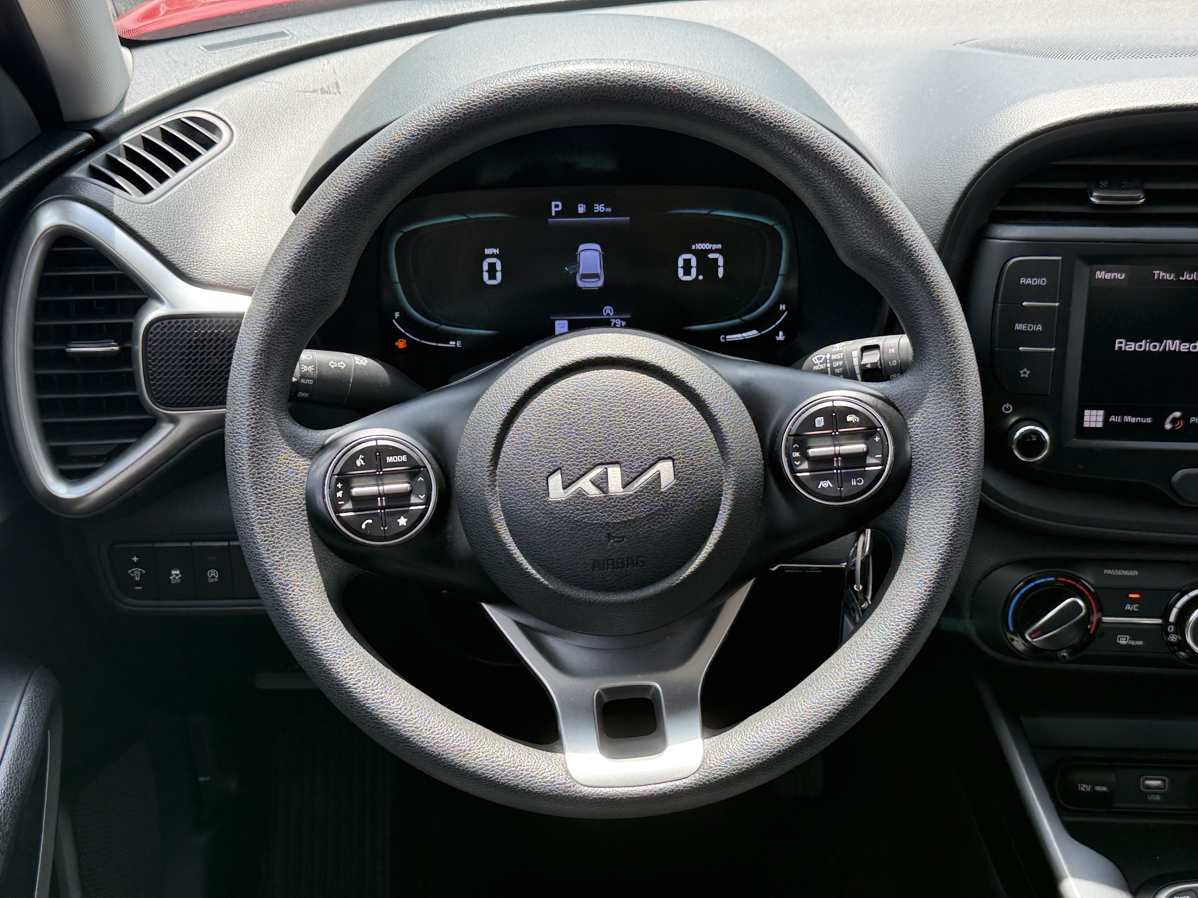Used 2024 Kia Soul LX w/ Option Group 015 FWD image 15