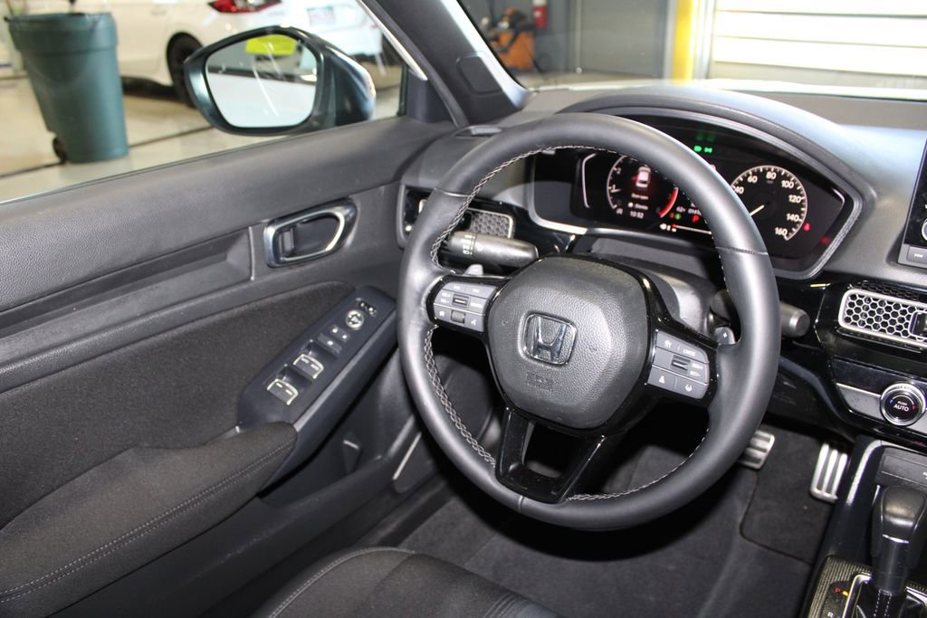 Used 2025 Honda Civic Sport image 23