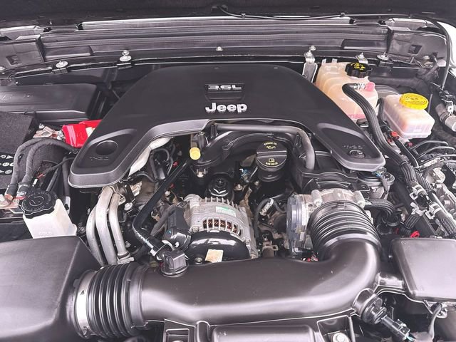 Used 2018 Jeep Wrangler Unlimited Sport S image 29