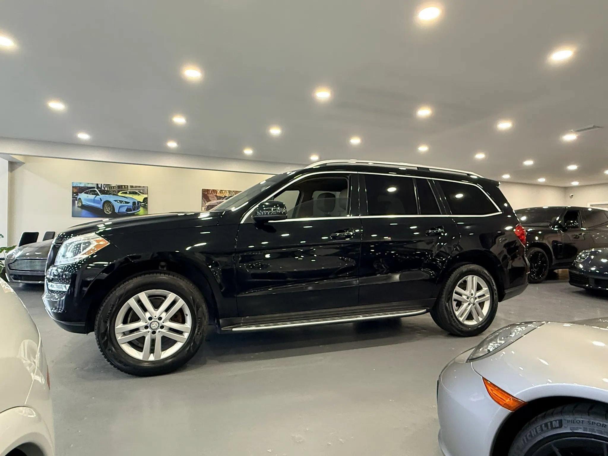 Used 2014 Mercedes-Benz GL 450 4MATIC image 4