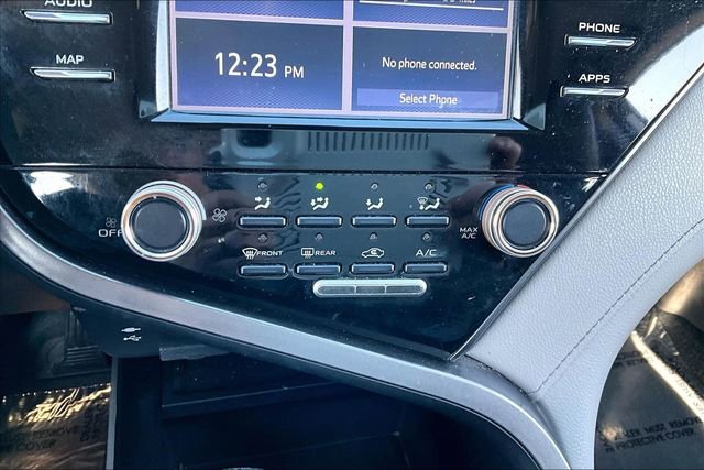 Used 2019 Toyota Camry LE image 31