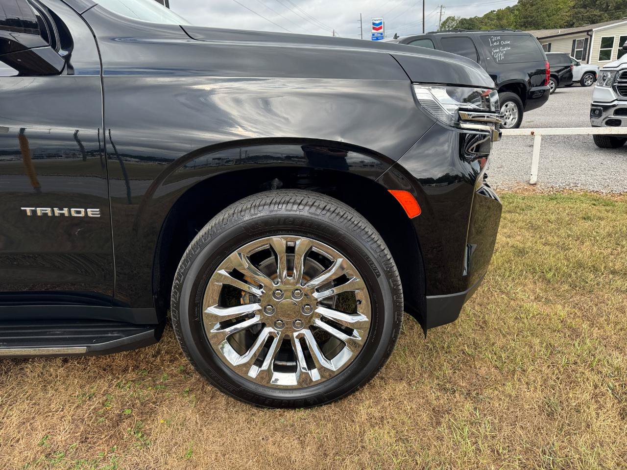 Used 2021 Chevrolet Tahoe LT AWD/4WD image 7