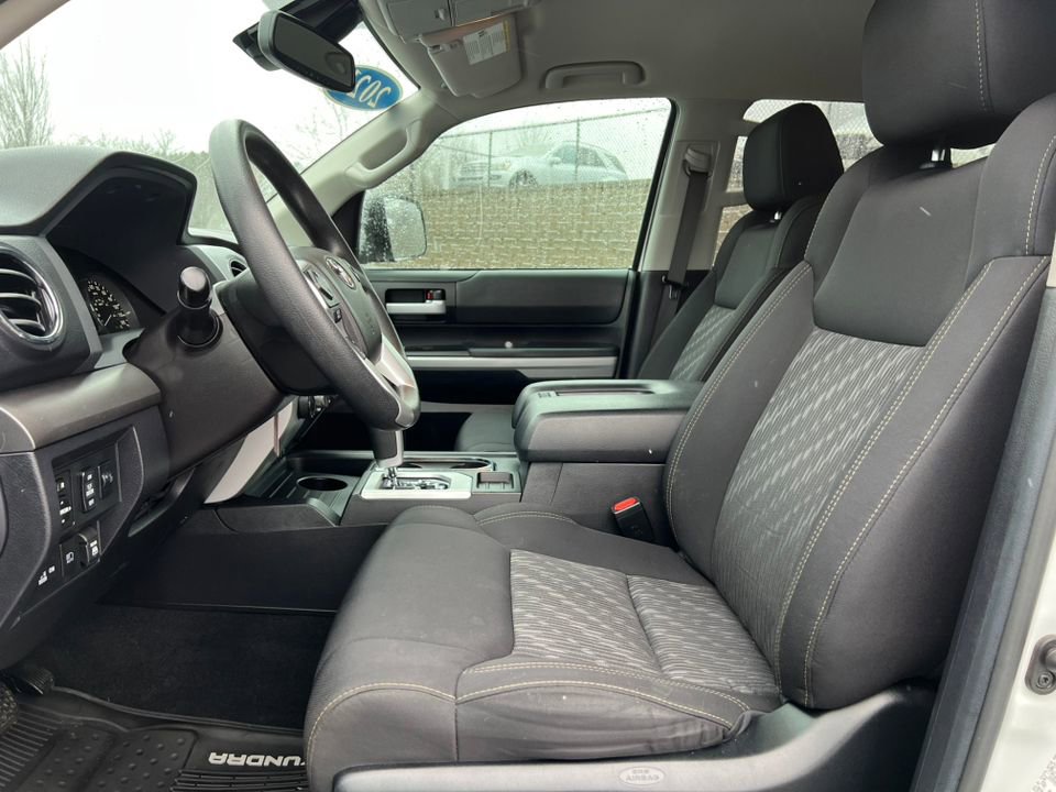 Used 2021 Toyota Tundra SR5 w/ Trail Edition image 4