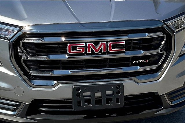 Used 2023 GMC Terrain AT4 w/ LPO, Floor Liner Package image 25