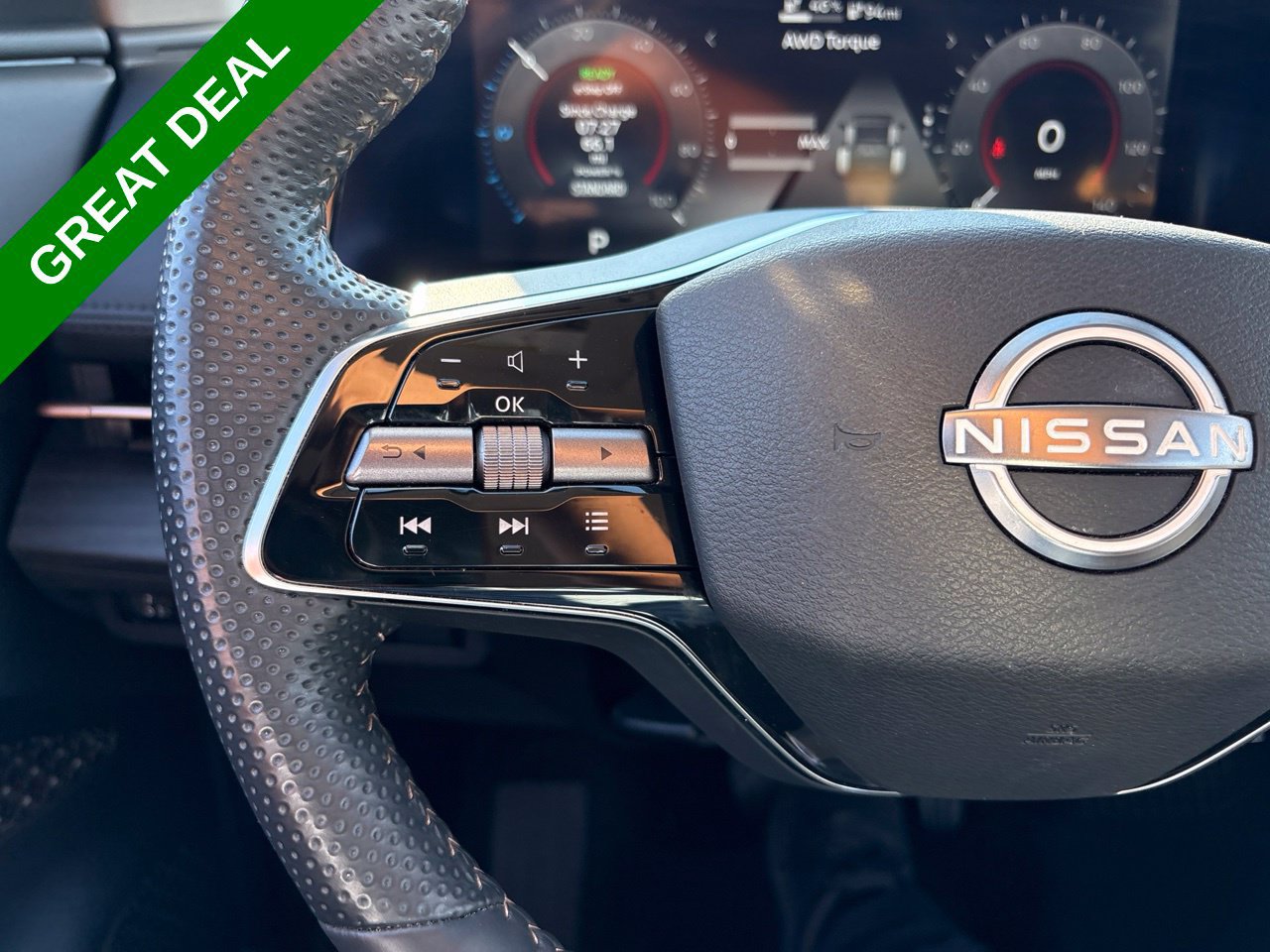 Used 2024 Nissan Ariya AWD image 24
