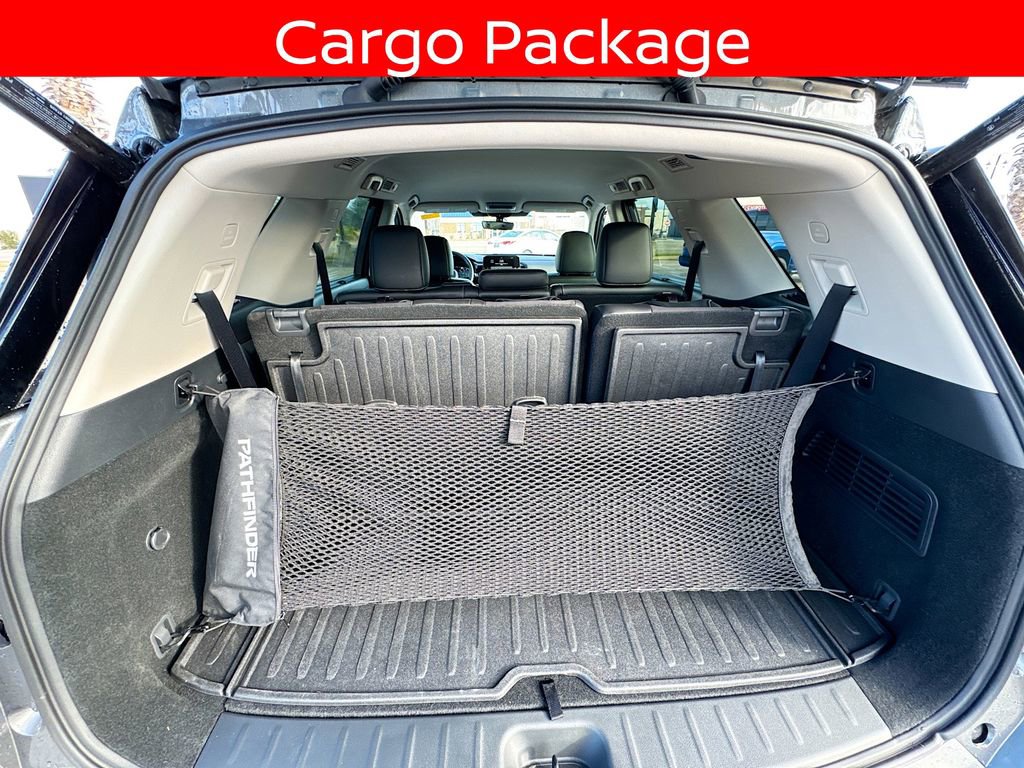 Used 2025 Nissan Pathfinder SL w/ Cargo Package image 9