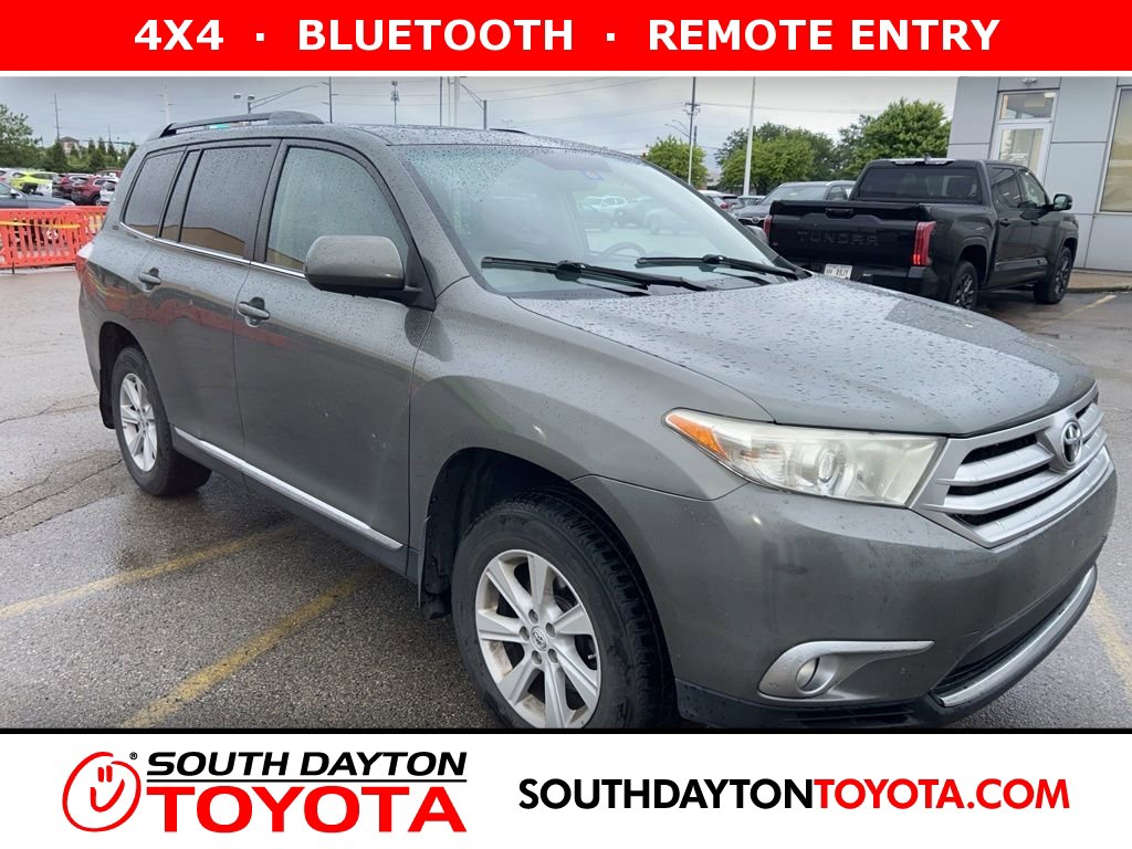 Used 2012 Toyota Highlander SE w/ Tow Pkg