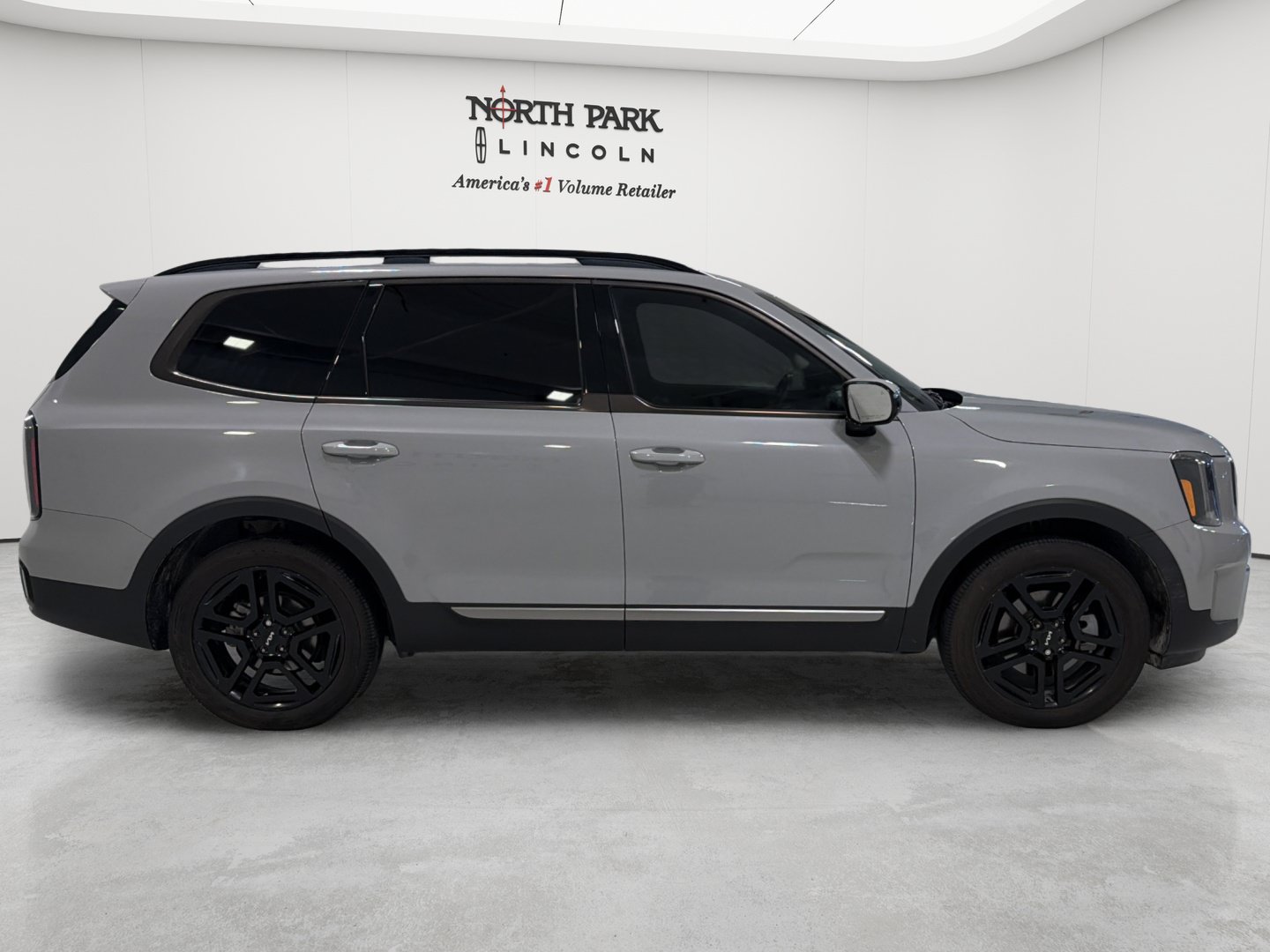Used 2023 Kia Telluride SX Prestige X-Line AWD/4WD image 6