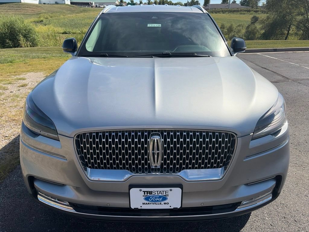Used 2020 Lincoln Aviator Reserve w/ Class IV Trailer Tow Package AWD/4WD image 2