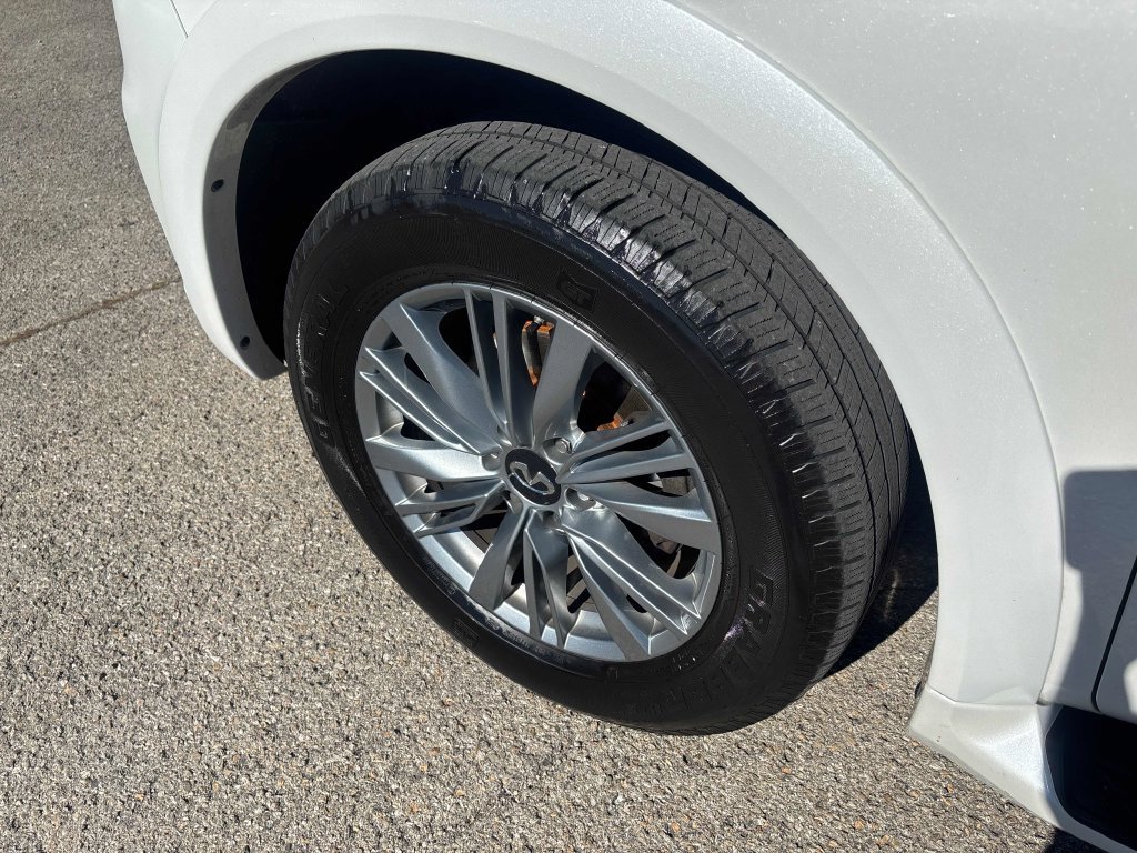 Used 2023 INFINITI QX80 Premium Select AWD/4WD image 36