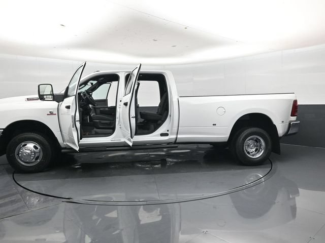 New 2026 RAM 3500 Tradesman AWD/4WD image 49