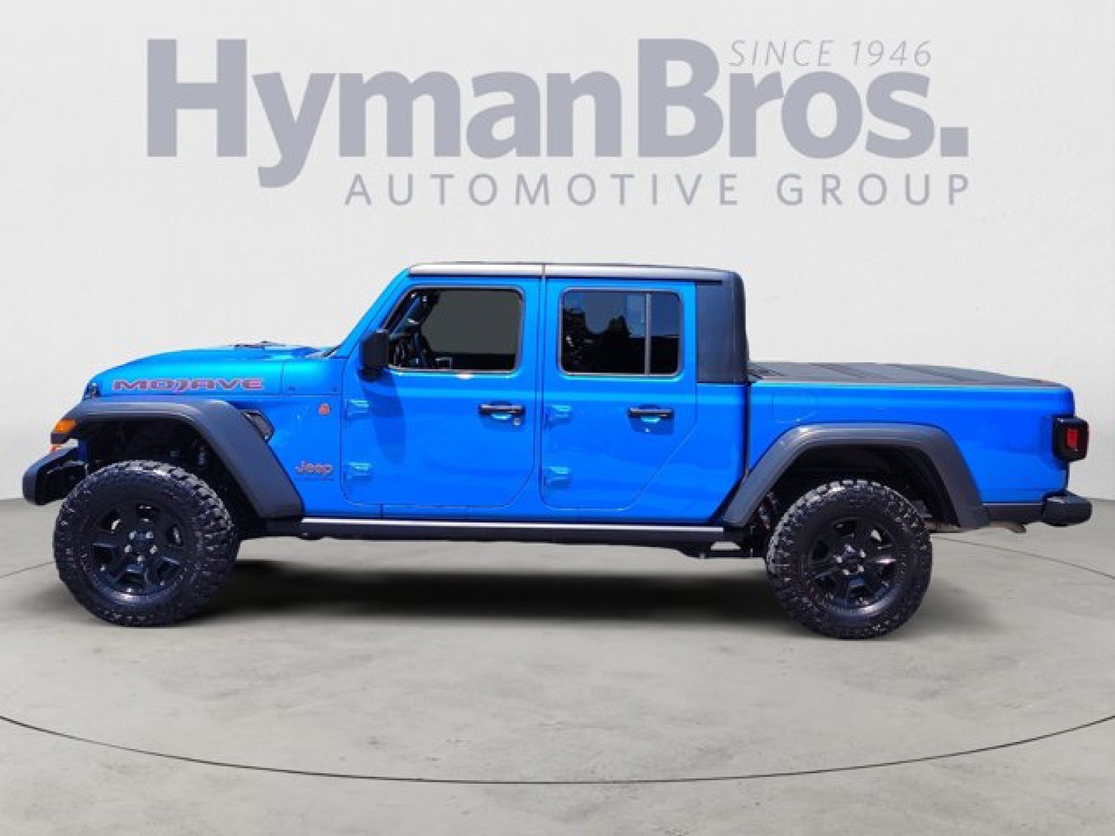 Used 2023 Jeep Gladiator Mojave w/ Cold Weather Group AWD/4WD image 6