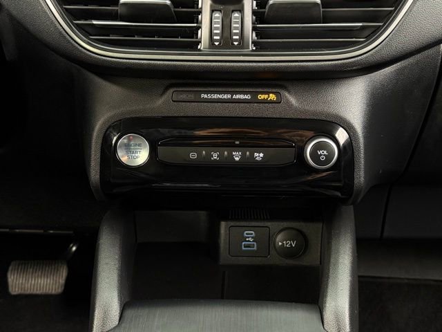Used 2023 Ford Escape SE image 27