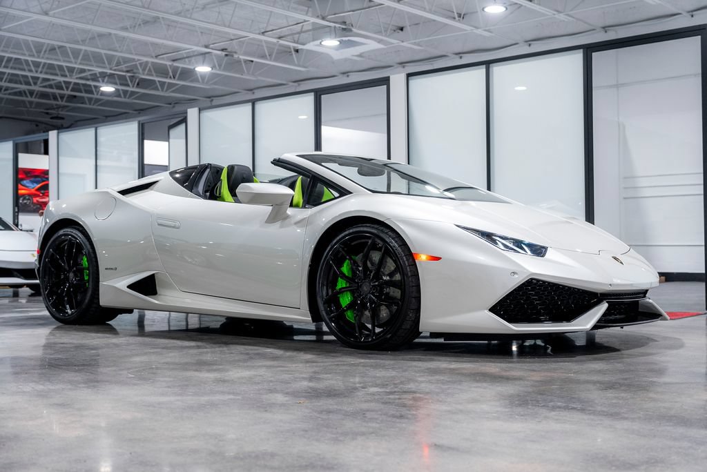 Used 2016 Lamborghini Huracan LP 610-4 AWD/4WD image 4