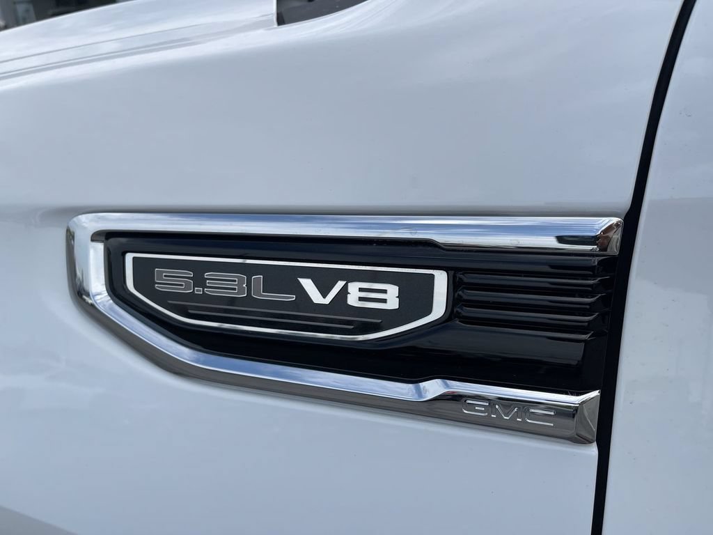 Used 2025 GMC Sierra 1500 SLT AWD/4WD image 3