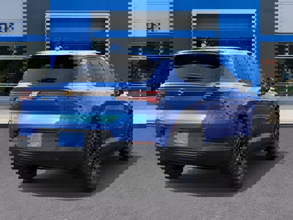 New 2026 Chevrolet Equinox EV LT image 4