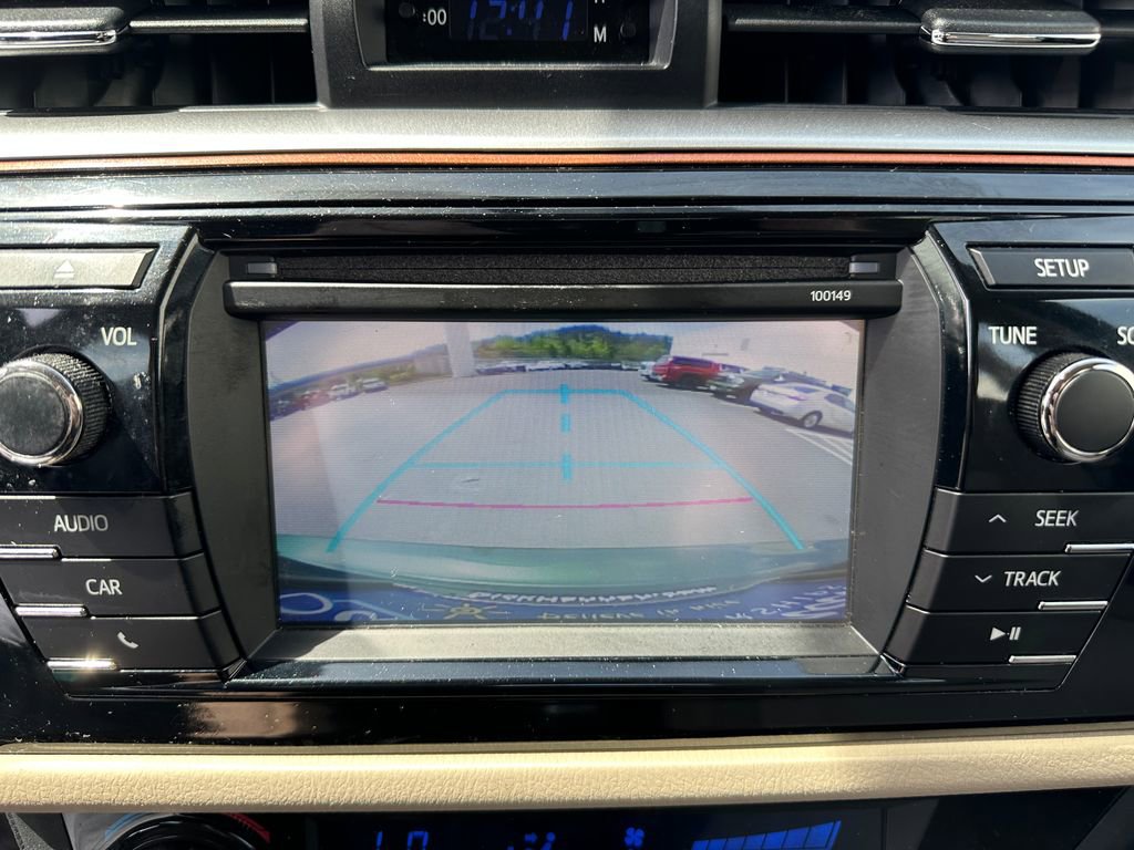Used 2015 Toyota Corolla LE FWD image 15