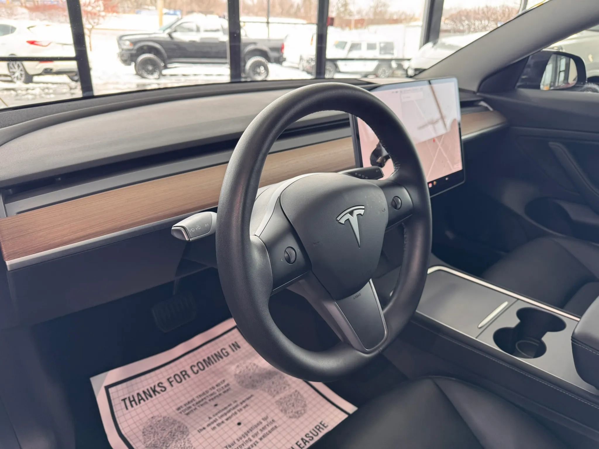 Used 2021 Tesla Model 3 Standard Range Plus image 23