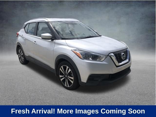 Used 2018 Nissan Kicks SV