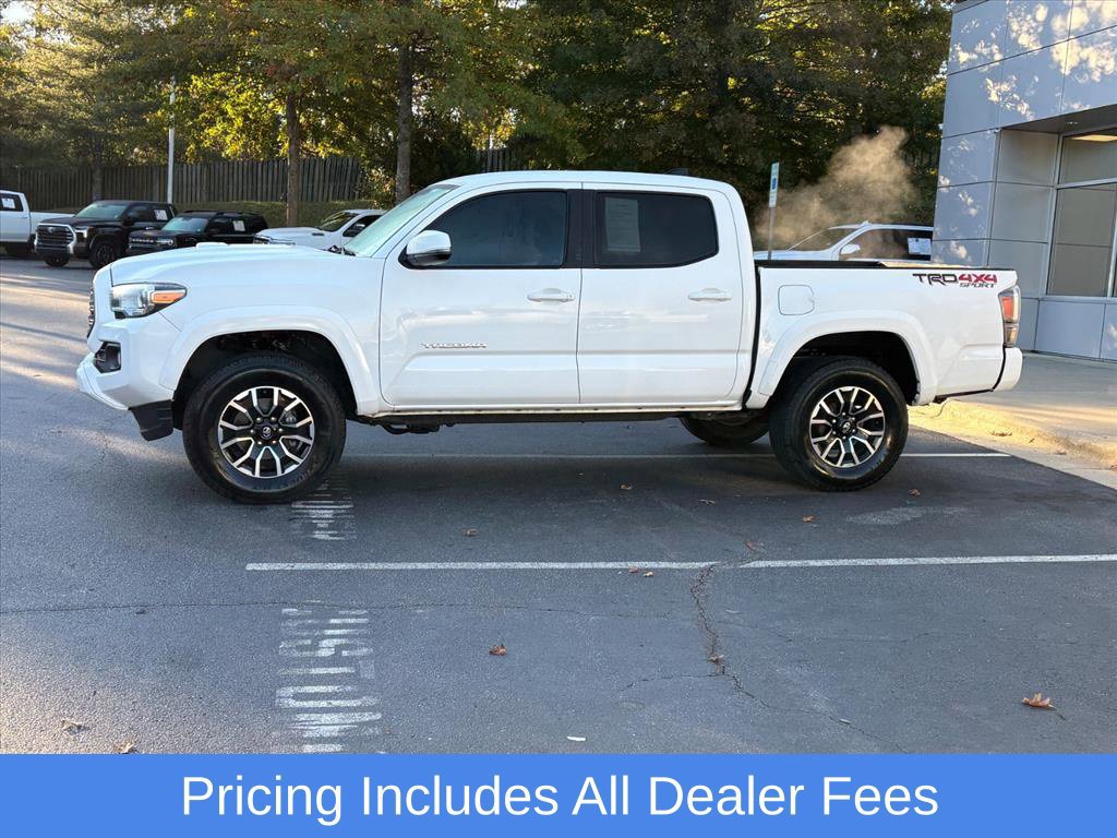 Used 2020 Toyota Tacoma TRD Sport w/ Technology Package AWD/4WD image 5