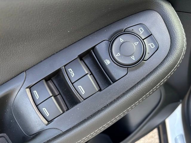 Used 2023 Buick Encore GX Select w/ Safety Package II image 12