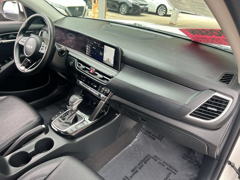 Certified 2024 Kia Seltos EX AWD/4WD image 23