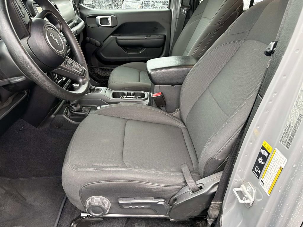 Used 2021 Jeep Wrangler Unlimited Sport image 26