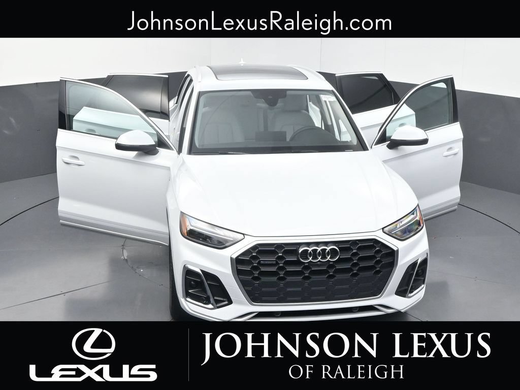 Used 2023 Audi Q5 2.0T Premium Plus w/ Premium Plus Package AWD/4WD image 33