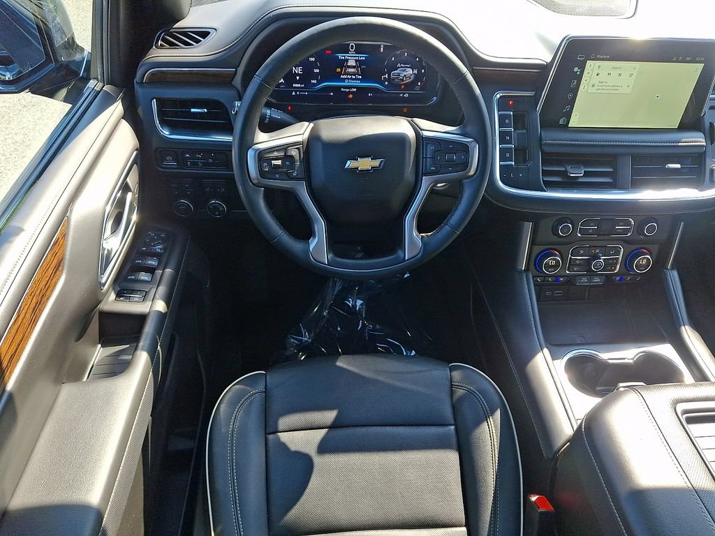 Used 2023 Chevrolet Tahoe Premier AWD/4WD image 12