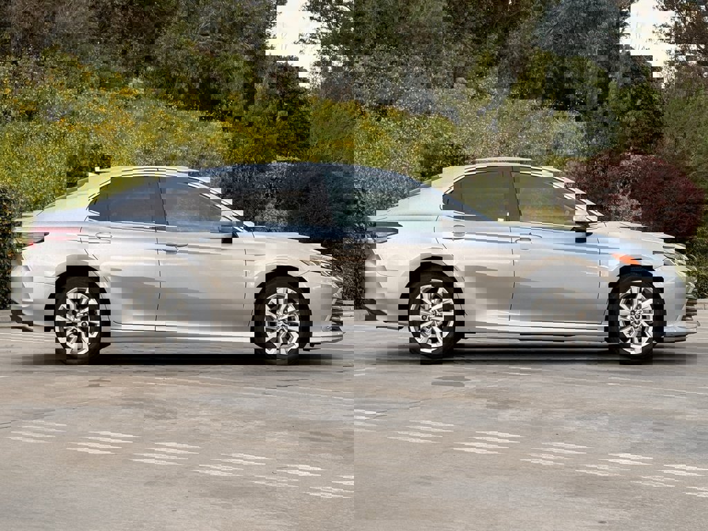 Used 2023 Toyota Camry LE image 8