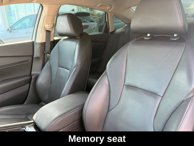 Used 2024 Honda Accord Touring image 6