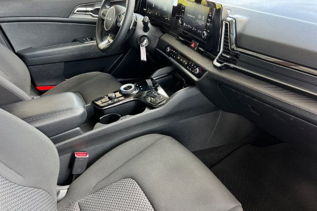Used 2023 Kia Sportage LX AWD/4WD image 20